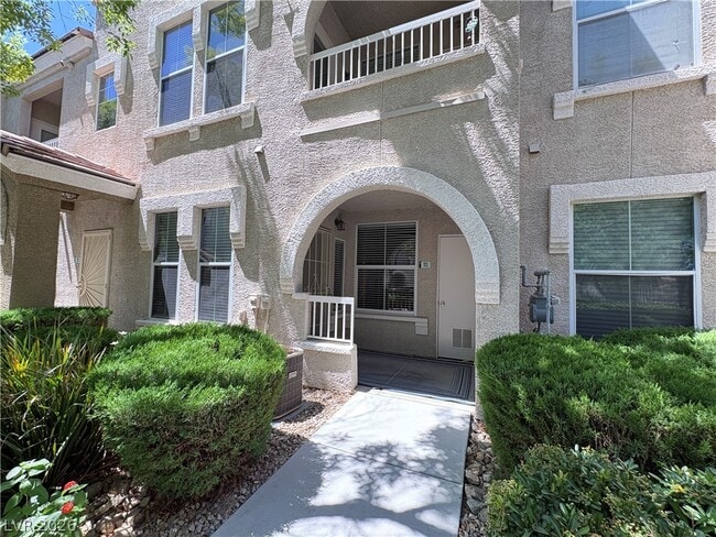 Building Photo - 9975 Peace Way Unit 1113