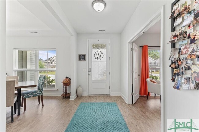 Photo - 531 Waybridge Way