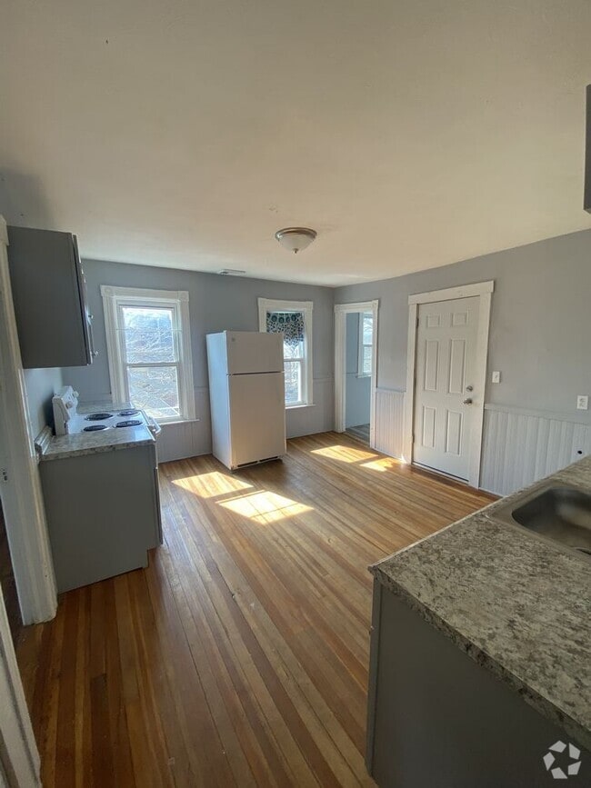 Building Photo - 174 Curtis St Unit 3 Rental