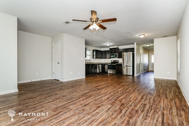 Photo - 6105 Ruth St SW