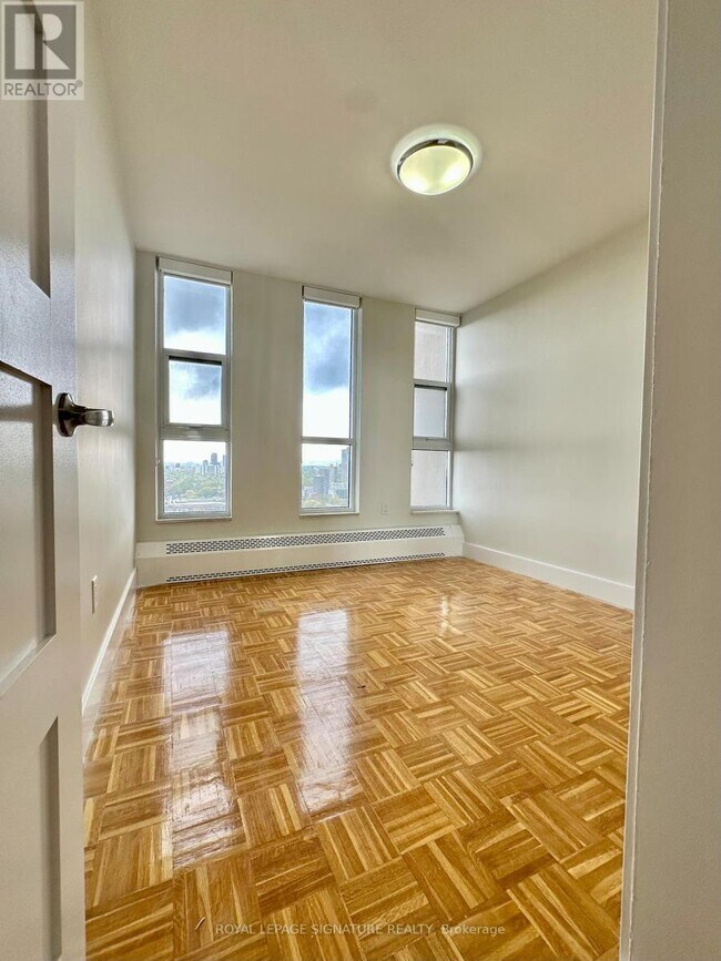 Photo - 666 Spadina Ave. Unité 2311