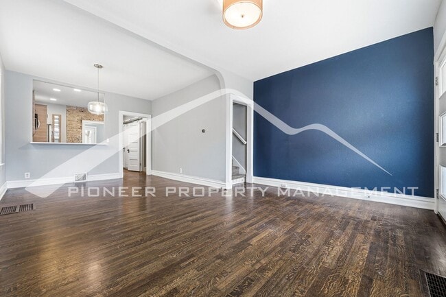 Photo - Charming Townhouse with Washer/Dryer and Central AC