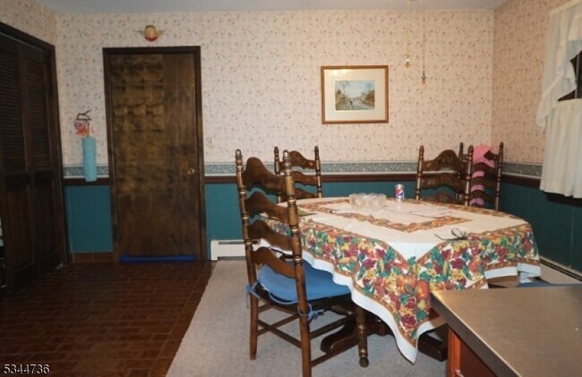 Photo - 12 Wildwood Ave