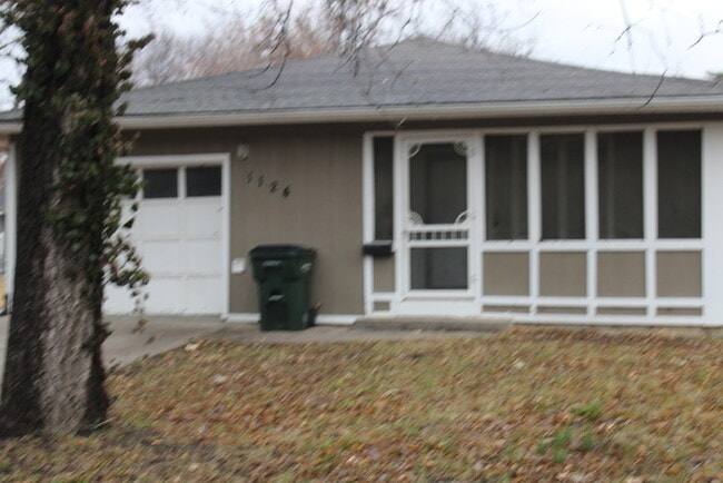 Building Photo - 1124 Cherokee St
