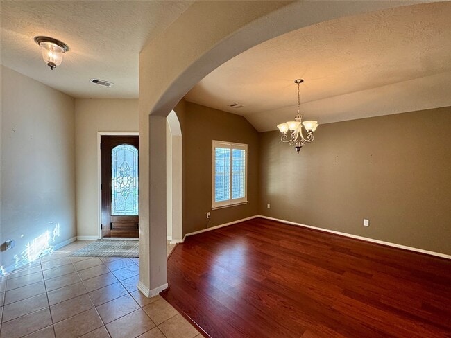 Photo - 2711 Lakecrest Way Dr