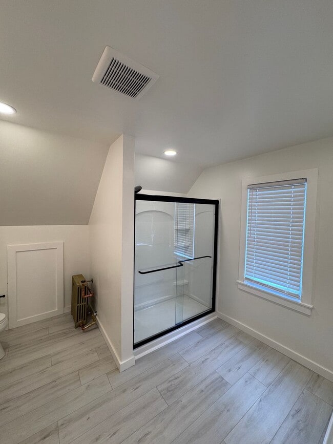 Photo - Unicorn Unit