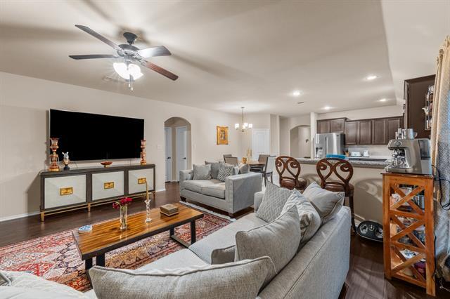 Photo - 201 Whitman Dr