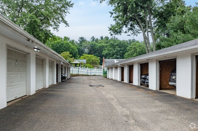 Garage Storage Space - Hilltop Apartments
