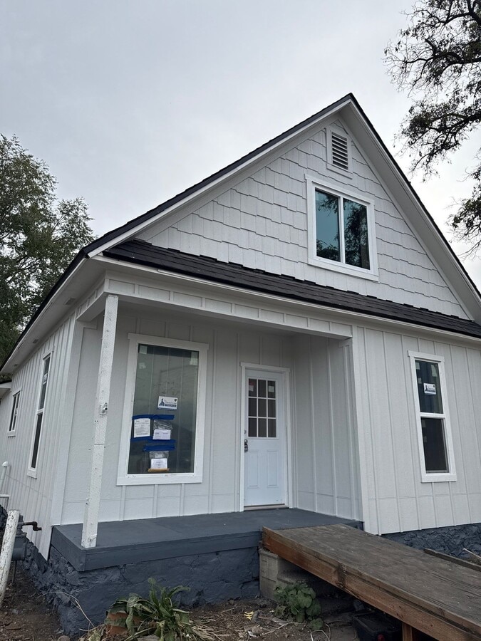 Photo - 3008 E Wellesley Ave