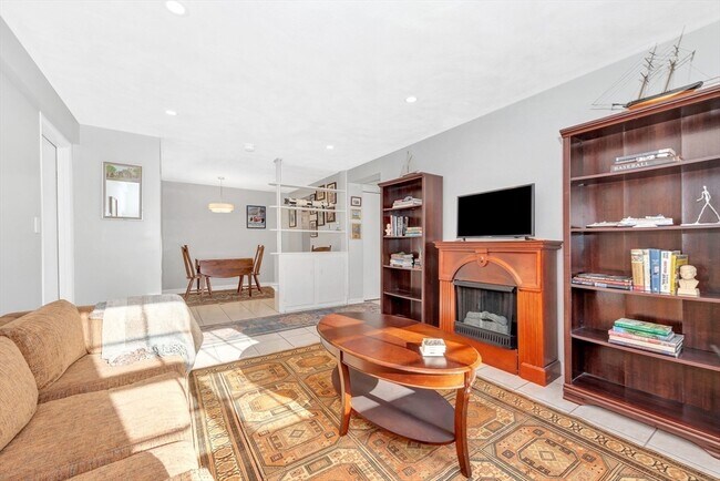 Photo - 7 Colonial Village Dr Unit 2