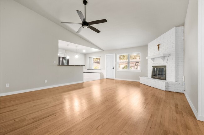 Photo - 9730 Wickenburg Dr