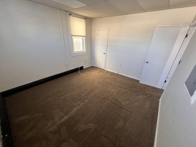 Photo - 3 E Elger St