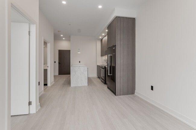 Photo - 31 York Garden Wy