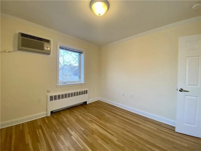Photo - 70 St Paul St Unit 2