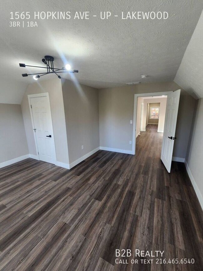 Photo - 1565 Hopkins Ave Apartamento Unidad LAKEWOOD