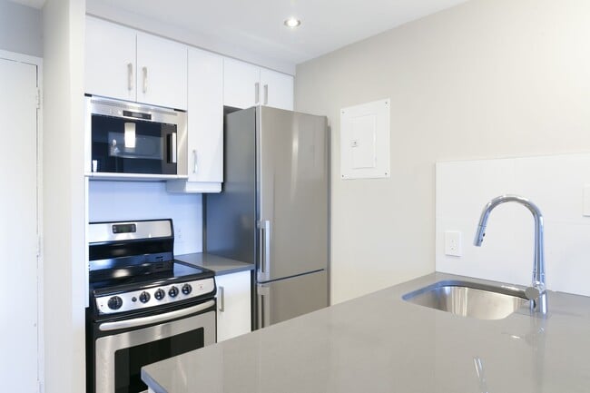 Photo - 3455 Rue Aylmer Unit 1002