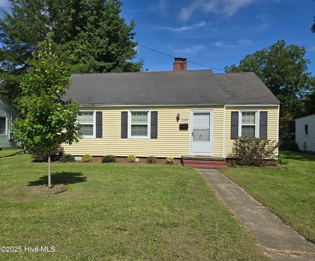 Photo - 1105 E Williams Cir House