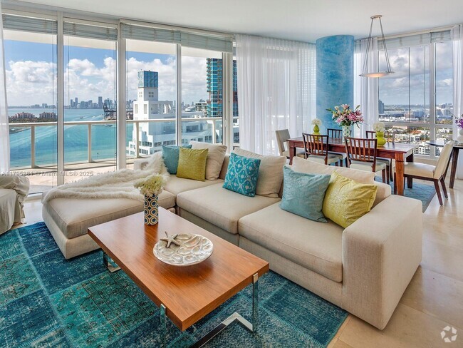 Building Photo - 100 South Pointe Dr Unit 2601 Rental