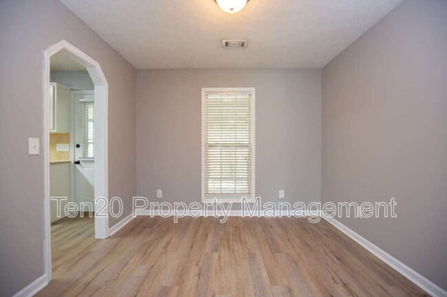 Photo - 5015 Hidden Hills Ct