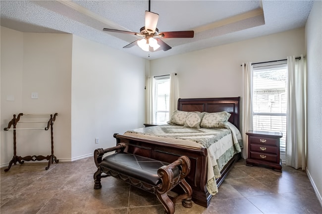 Photo - 1405 Ridgemoor Ln