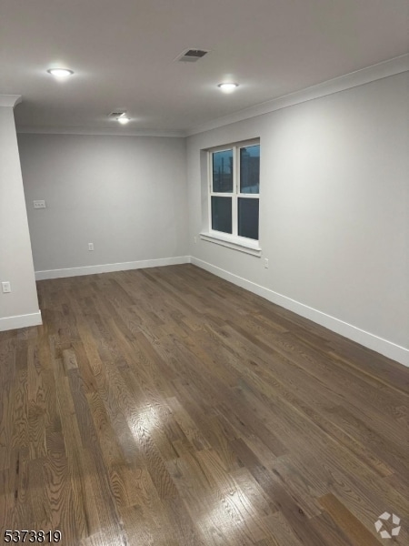Building Photo - 213 Pine St Unit 2 Rental