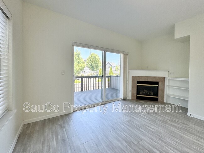Photo - 7839 NE Kian Ln
