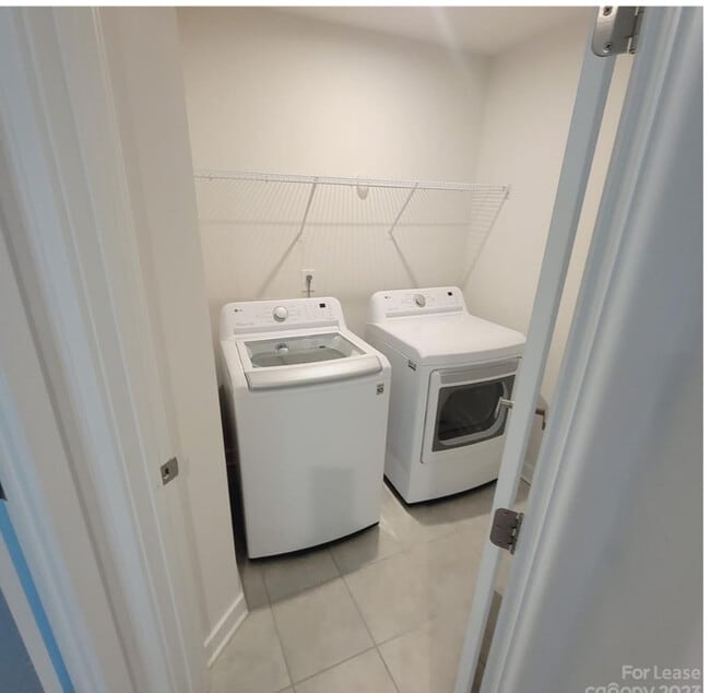 Photo - 10442 Dalton Woods Ct NW