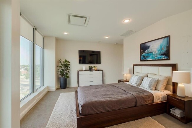 Photo - 5900 Mosteller Dr Unit 73