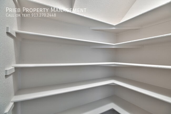 Photo - 22040 W 125th St