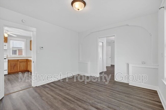 Photo - 8962 Burton Ave