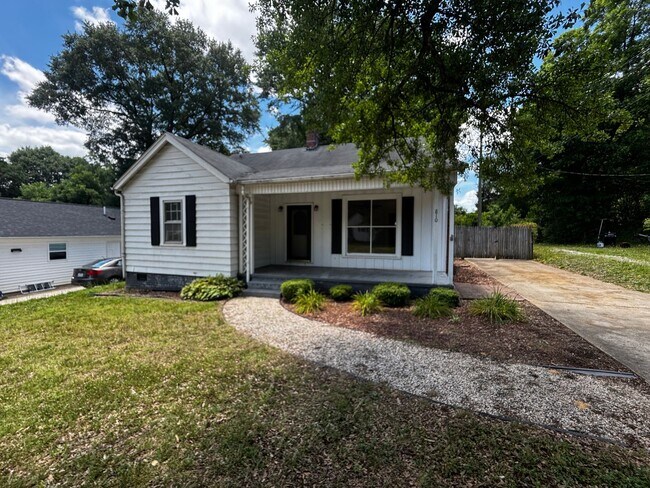 Photo - 2/1 Home in Shelby, NC