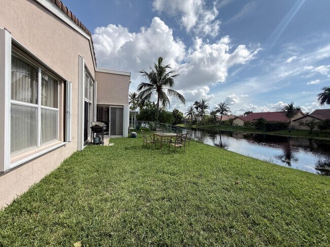 Photo - 775 NW 165th Ave