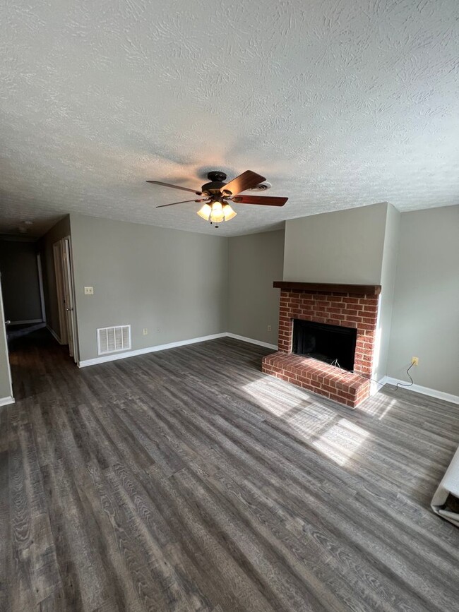 Photo - 1755-1757 Cedar Shoals Dr Unidad Cedar Shoals Dr 1755