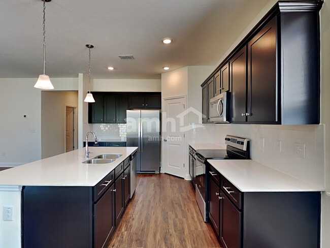 Photo - 1135 Walden Pond Dr