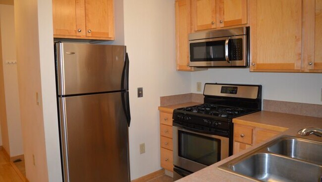 Photo - 333 W Mifflin St Unit 3060