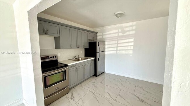 Photo - 2371 NW 61st St Unidad A