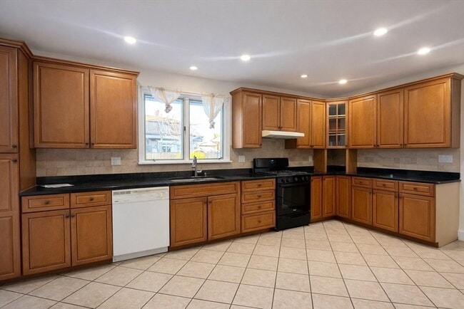 Photo - 236 Madison St