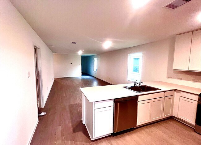 Photo - 10818 Red Orchid Dr