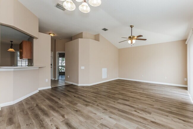 Photo - 13247 Early Run Ln