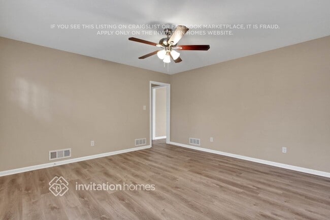 Photo - 5801 Oakleaf Dr