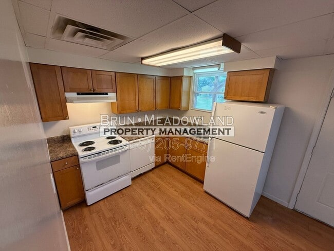 Photo - 1825 Meadowland Ln Unit E