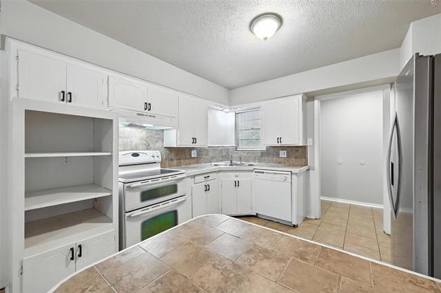Photo - 107 Belden Cir