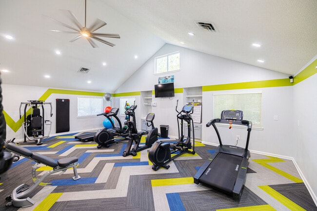 24/7 Fitness at The Oaks Apartments in Lincolnton, NC