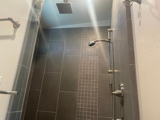 Photo - 278 Pinecrest Pl