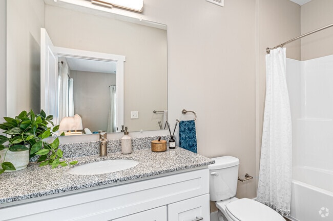 2BR, 2BA - 1,096SF - Primary Bathroom
