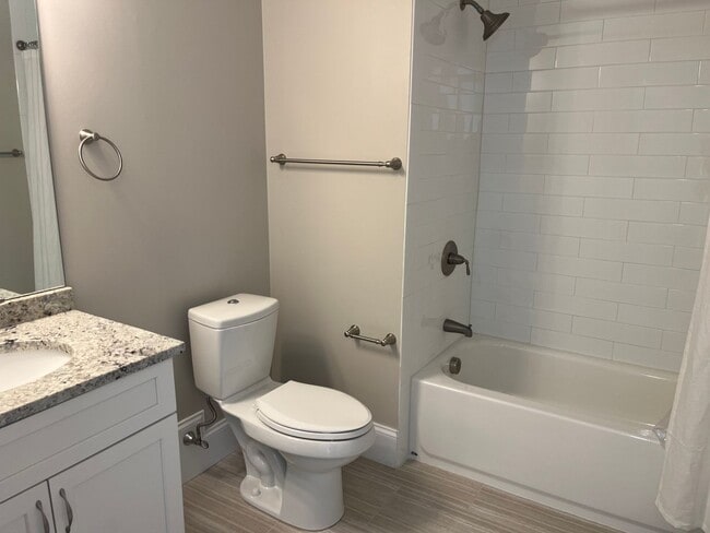 Photo - Water Pointe Unit 8ISL-309