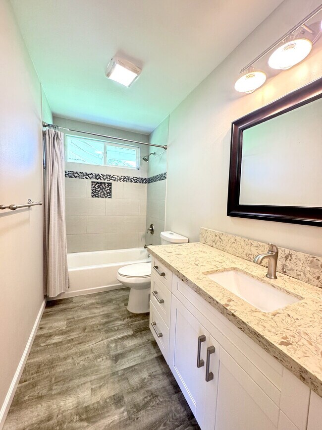 Photo - "Charming 3-Bedroom Retreat with 2 Full Baths in Keaau's Tranquil Paradise!"