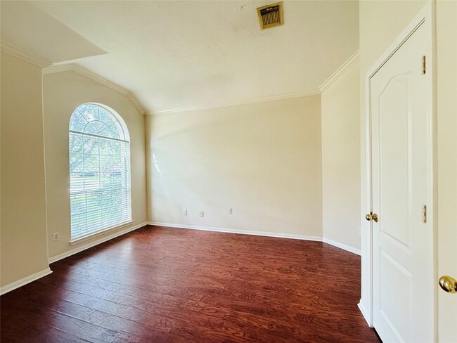 Photo - 103 Greenridge Cir