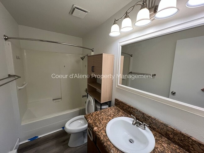 Photo - 14872 N Ohio St Unidad #2