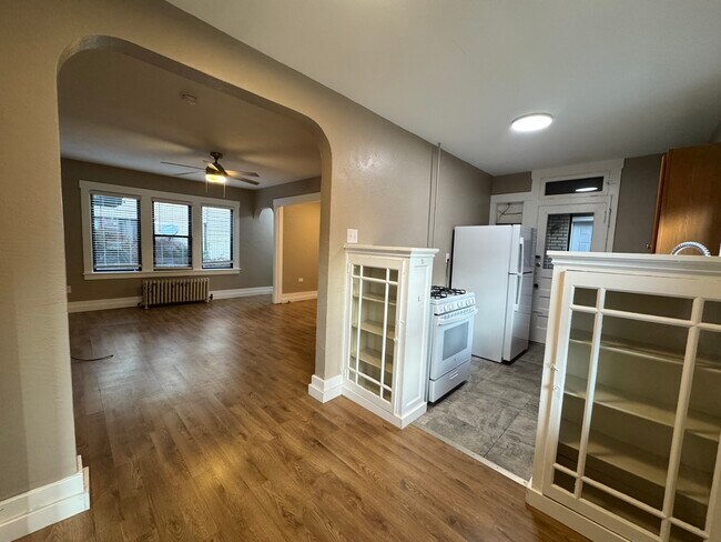 Photo - 2816 Broadway Ave Unidad I